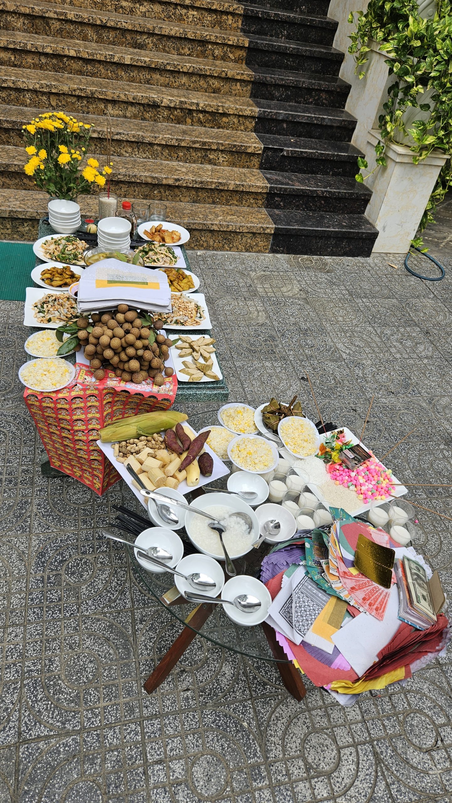 Vollmondfest - Gedeckter Tisch